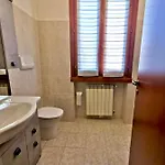La Jolie Petite Maison