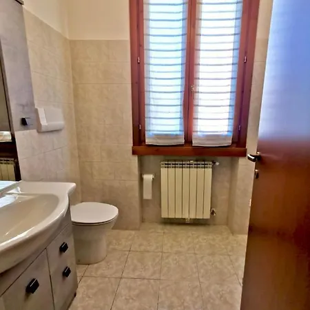 La Jolie Petite Maison
