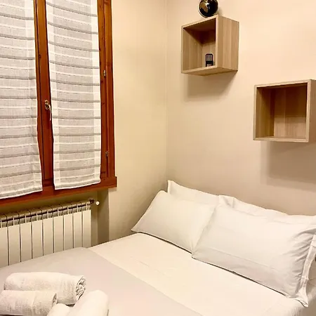 La Jolie Petite Maison * Sandra